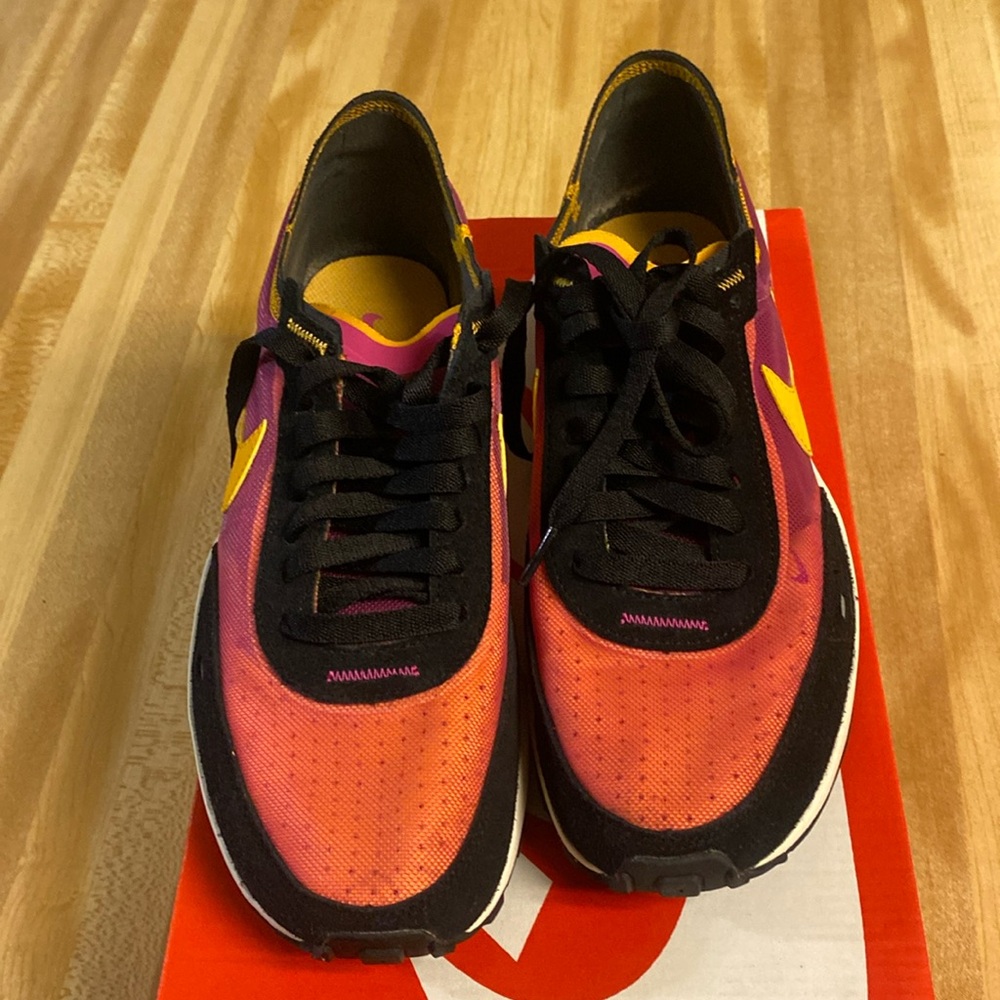 Nike waffle one